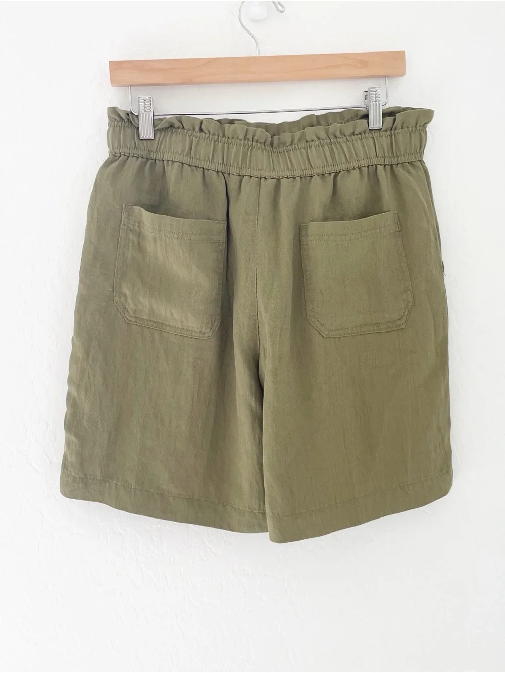 Calypso Olive high rise longer short size medium